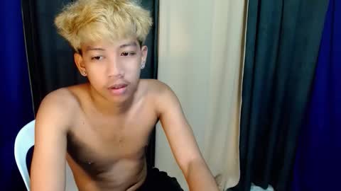 urhardfucker_joseph online show from May 28, 5:22 pm