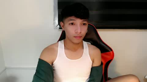 Ethan online show from June 19, 5:19 pm