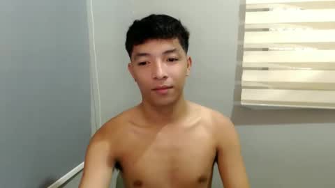 Ethan online show from October 23, 7:59 pm