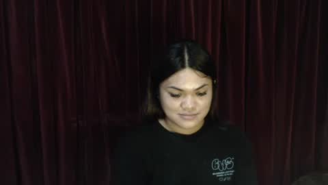 urhottie_bella online show from March 27, 8:26 am