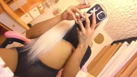 jhaii online show from November 28, 12:01 pm