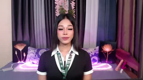 urlovely_jemma online show from August 2, 7:15 pm