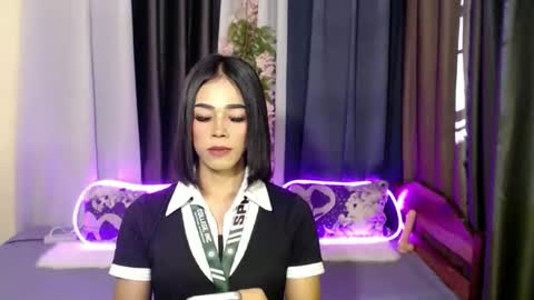 urlovely_jemma online show from April 30, 12:04 am