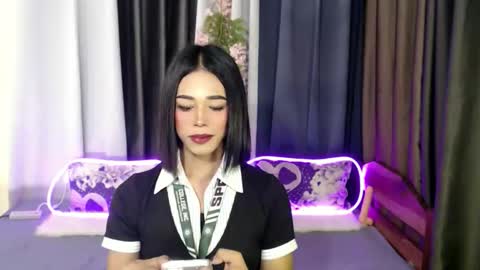 urlovely_jemma online show from April 29, 2:38 am