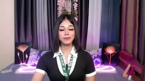 urlovely_jemma online show from August 6, 10:08 pm