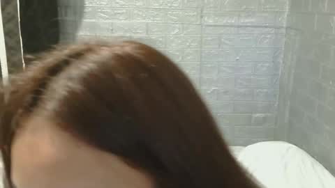 juliana online show from March 4, 3:20 pm