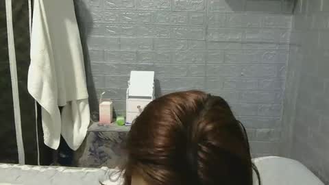 juliana online show from March 12, 1:26 pm