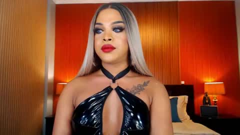 UrMajestyTyra online show from July 31, 2:34 am