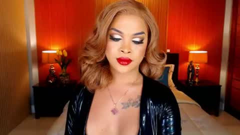 UrMajestyTyra online show from July 13, 2:15 am