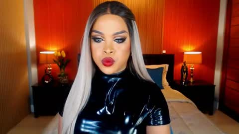 UrMajestyTyra online show from July 19, 2:25 am