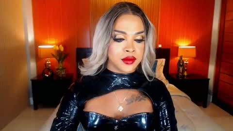 UrMajestyTyra online show from July 2, 12:52 am