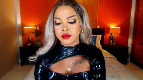 UrMajestyTyra online show from July 2, 3:23 am