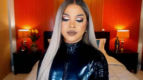 UrMajestyTyra online show from July 23, 1:30 am
