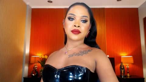 UrMajestyTyra online show from July 25, 2:20 am