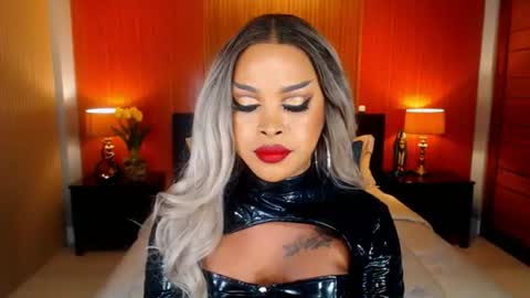 UrMajestyTyra online show from June 29, 6:21 am