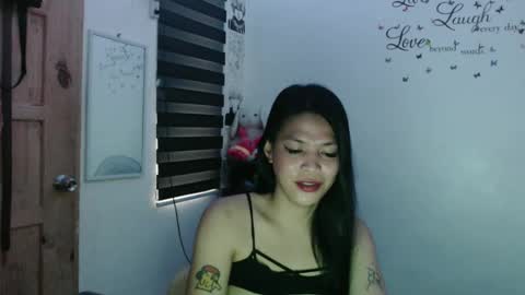 hi im kim online show from March 5, 2:03 am