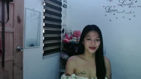 hi im kim online show from March 10, 3:34 am