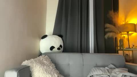 urpretty_girl online show from March 18, 12:22 pm