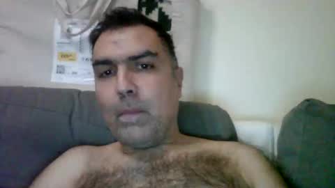 uruk1981 online show from February 6, 12:54 am