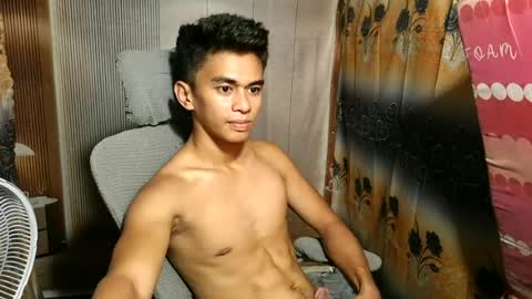 urwild_fuckerxx online show from July 4, 8:51 am