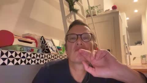 P online show from December 15, 1:56 am