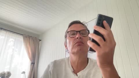 P online show from November 11, 10:34 pm