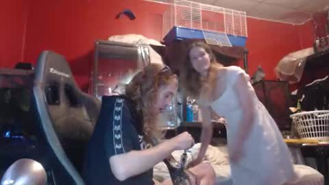 ustogetherliveee online show from November 12, 6:05 am