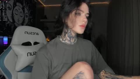 Eva online show from February 21, 4:43 pm