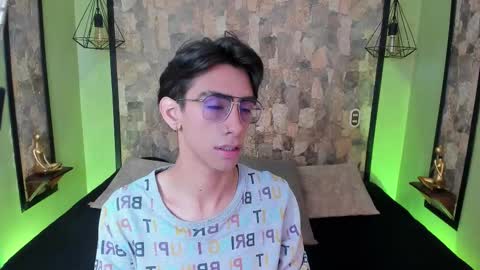 UYUKIE online show from November 7, 12:40 pm