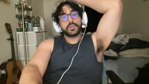 uzzykay128 online show from July 19, 9:01 am