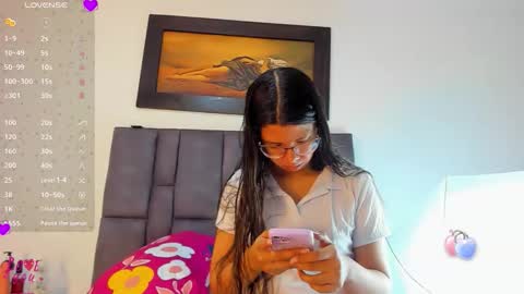 Vahiolet smith online show from February 11, 3:10 am