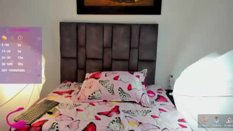Vahiolet smith online show from July 25, 12:36 pm