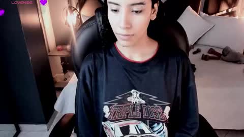 Vaioleth online show from February 16, 8:07 pm