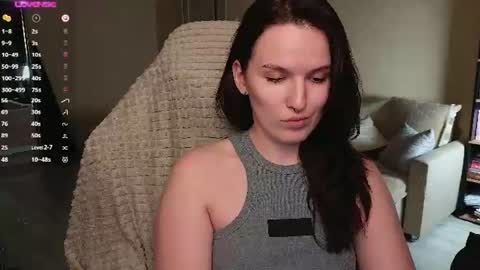 Val online show from June 23, 6:36 pm