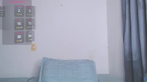 IG-valen mendoza99  twitter valenthompson99 online show from December 6, 12:07 am