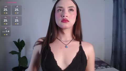 IG-valen mendoza99  twitter valenthompson99 online show from May 3, 6:41 am