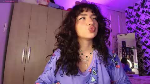 valentina online show from June 25, 5:12 am