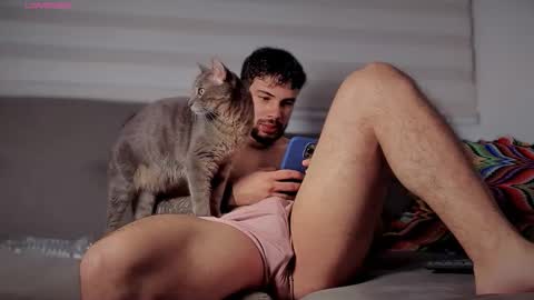 valenthinoking online show from November 2, 4:34 am