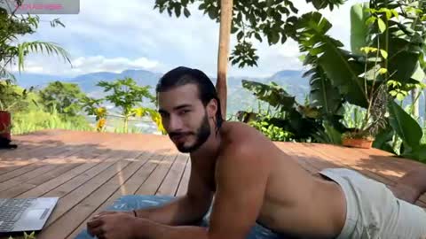 valentin_hoffman online show from August 9, 2:22 pm
