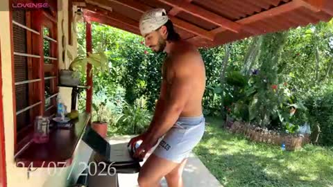 valentin_hoffman online show from July 24, 7:44 pm