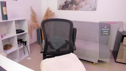Valentina online show from May 7, 6:58 pm