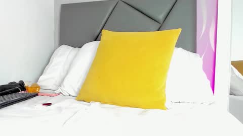 Velentina  online show from November 12, 2:41 pm