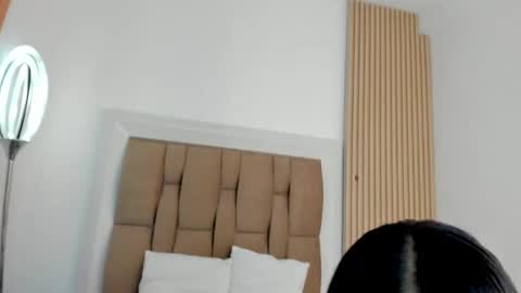 Valentina online show from April 27, 11:41 am