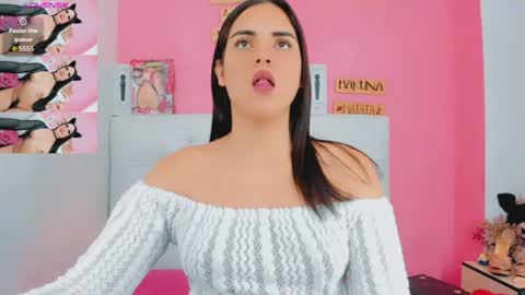 valentina_princess_ online show from June 22, 3:47 am