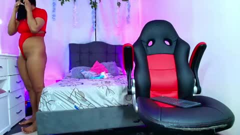 valentina_y_sneiderr online show from June 9, 3:39 am