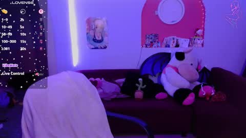 Valentina 3 online show from November 15, 10:00 pm