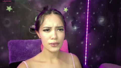 valentinarojass_ online show from May 2, 3:40 pm