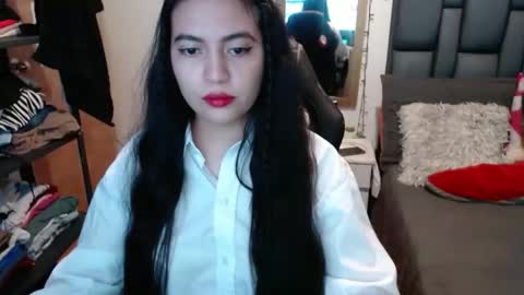 valentinasmith18 online show from February 2, 6:04 pm