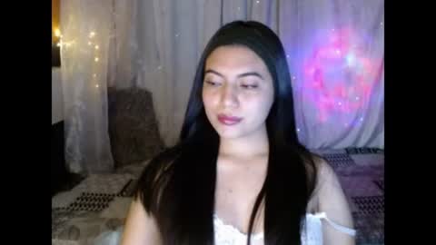 valentinasmith18 online show from July 2, 1:03 am