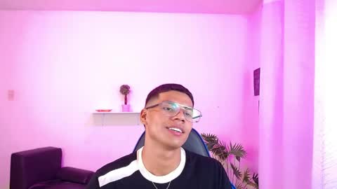 Valentino  online show from April 7, 9:28 pm